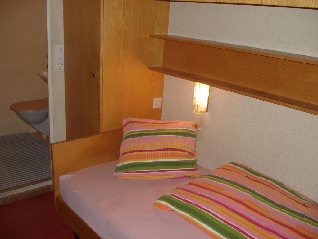 Adrenalin Backpackers Hostel Braunwald Camera foto
